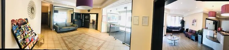 Hotel Brise de Mer - Piscine intérieure&extérieure Saint-Raphaël 4*,