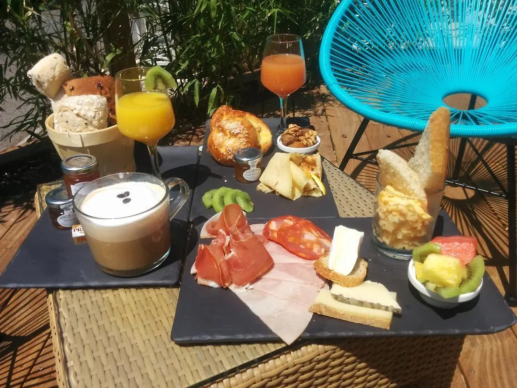 Hotel Brise De Mer - Piscine Interieure & Exterieure Saint-Raphaël